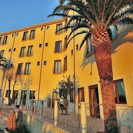 Brancamaria Ξενοδοχείο 4*