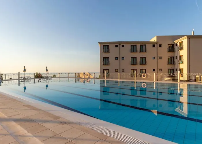 Brancamaria Hotel 4*